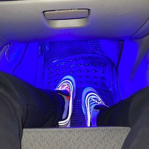 Meet your Posher, Leyda